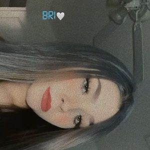 Meet your Posher, Briana